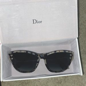 Women’s Dior Marble Sunglasses